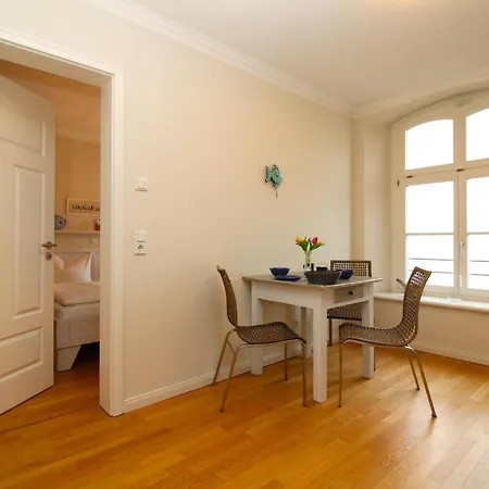 Apartment Jagdschloss Zu 13